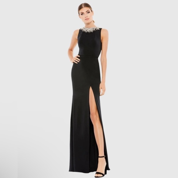 Mac Duggal Sleeveless Rhinestone Collar Column Gown size 12 new sold out size! - Picture 1 of 13